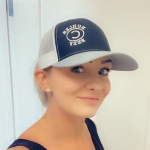 Meet your Posher, Renae